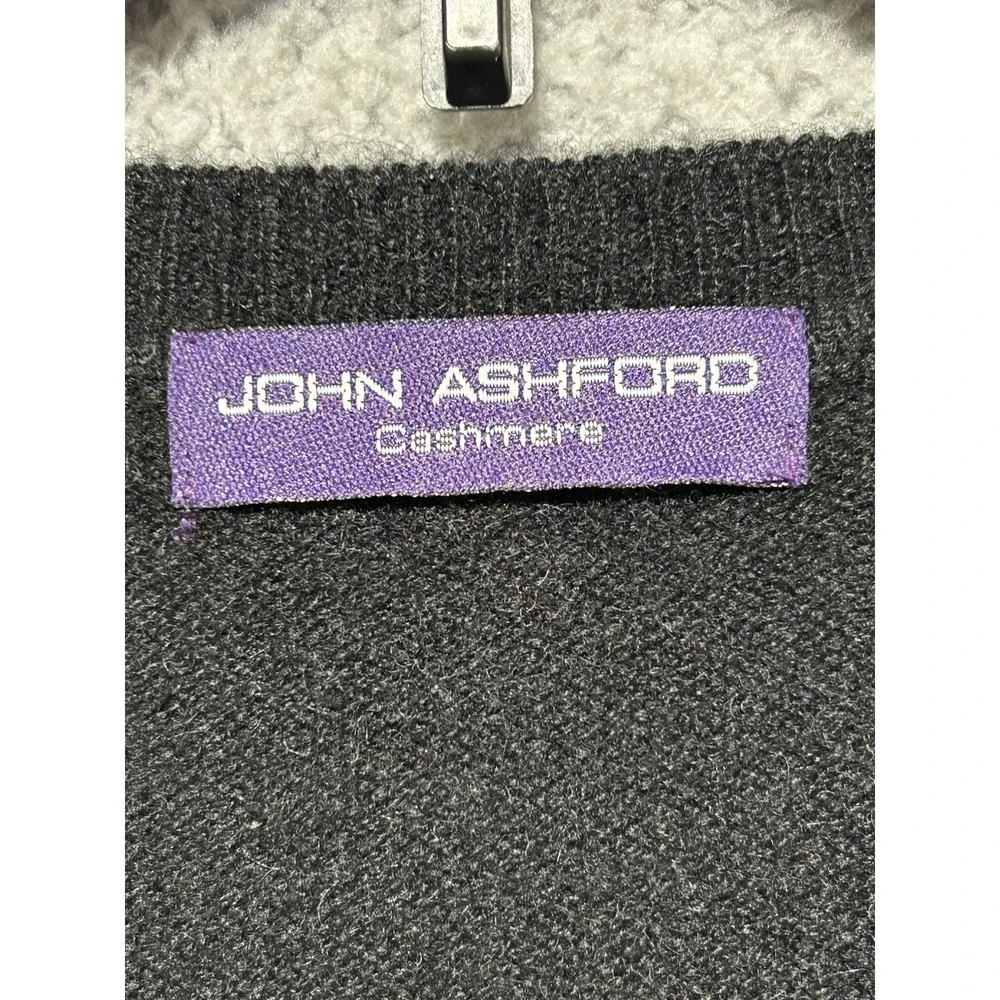 John Ashford‎ Mens Black Cashmere V-Neck Sweater Size Small Pullover